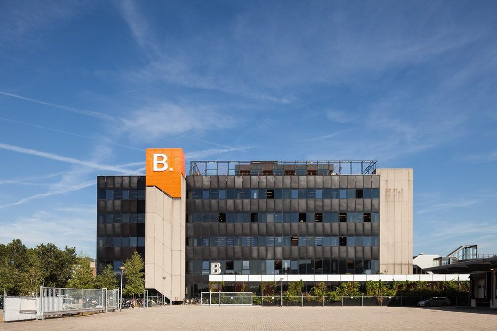 B-Amsterdam — Amsterdam
