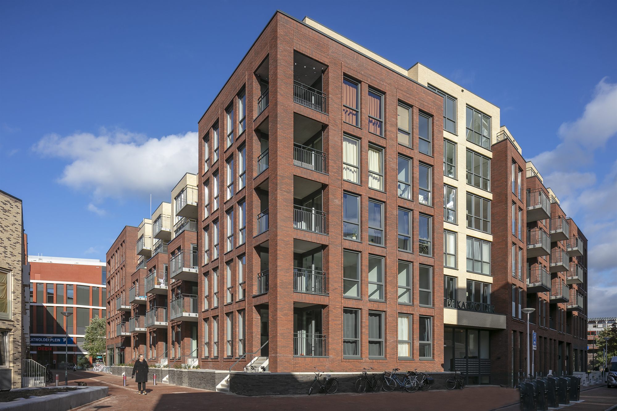 De hoek van De Katwolder aan het Katwolderplein in Zwolle