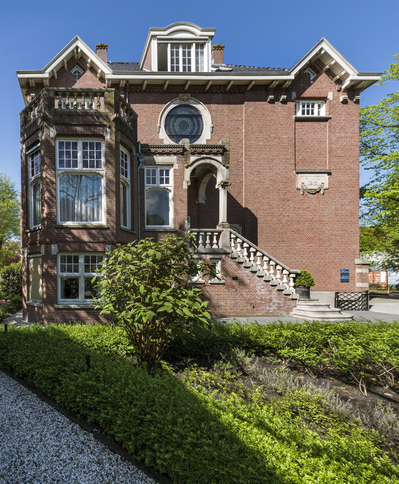 Gevelaanzicht van de Oranje Nassaulaan